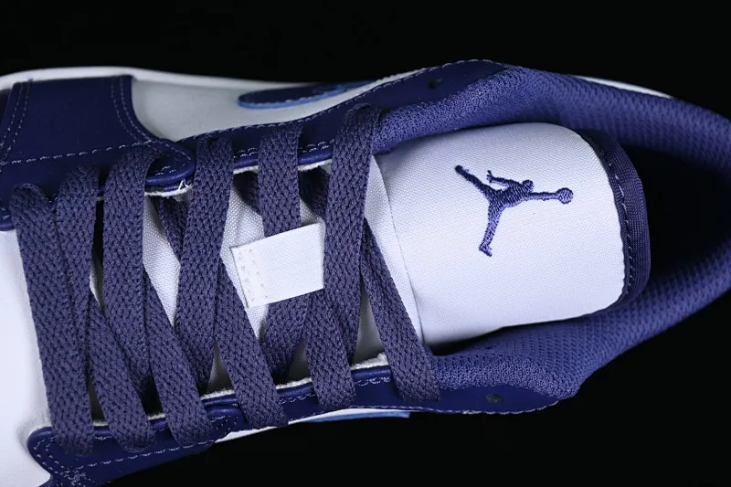 All categories Air Jordan Jordan series basketball shoes Air Jordan 1 Low G version pure original Air Jordan 1 Low AJ1 Joe 1 white and purple low-top cultural casual sneakers 553558-515